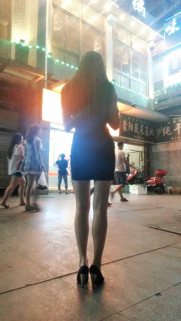 去吃火锅