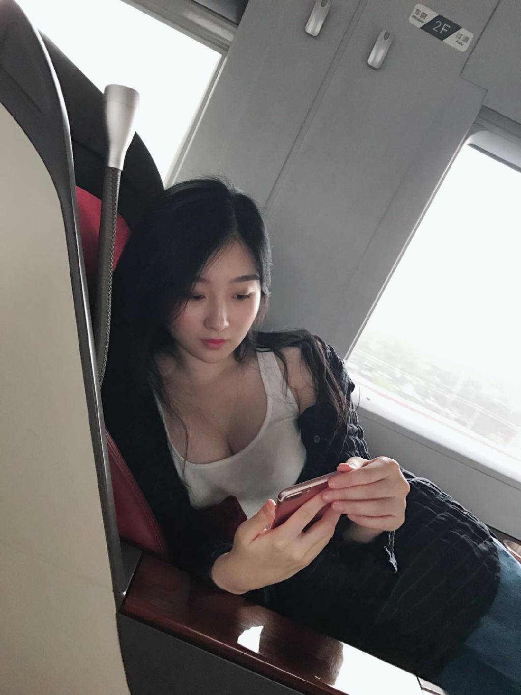 高铁女